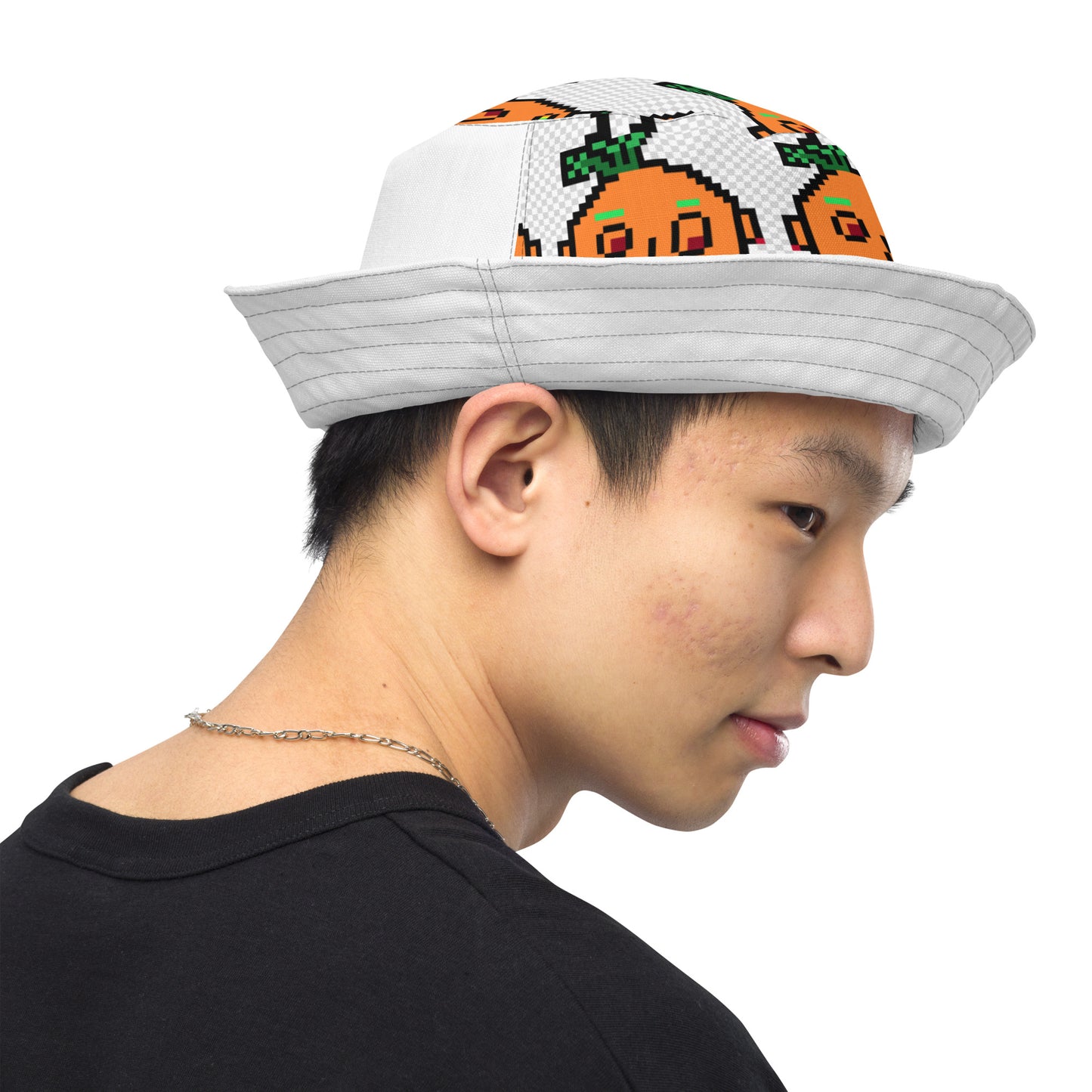 Reversible bucket hat